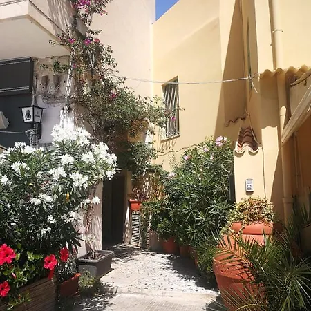 Apartment Studios10