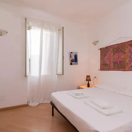 Apartment Studios10